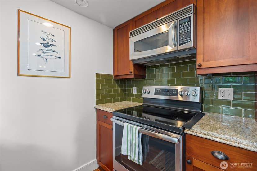 Property photo for 201 Galer Street #320, Seattle photo 15