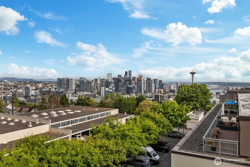 Property photo for 201 Galer Street #320, Seattle photo 28