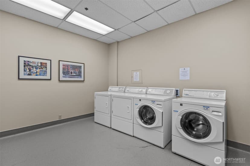 Property photo for 201 Galer Street #320, Seattle photo 32