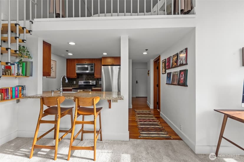 Property photo for 201 Galer Street #320, Seattle photo 14