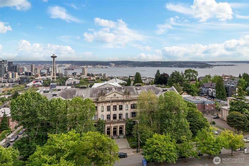 Property photo for 201 Galer Street #320, Seattle photo 37