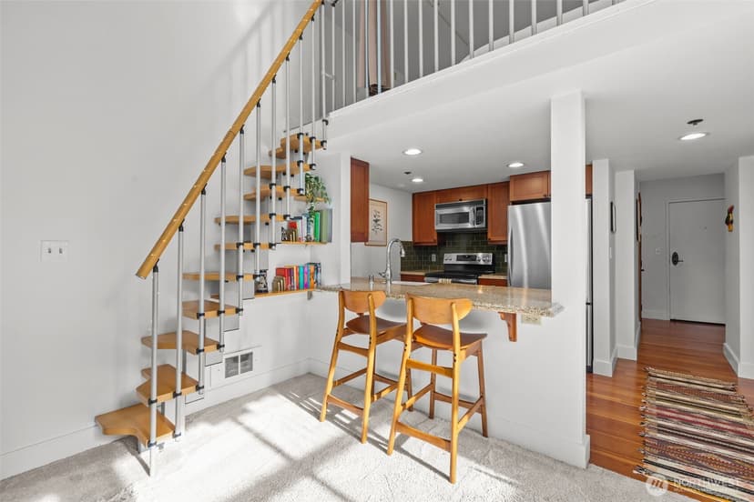 Property photo for 201 Galer Street #320, Seattle photo 11