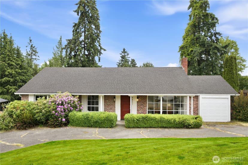 Property photo for 9837 Belfair Road, Bellevue photo 2