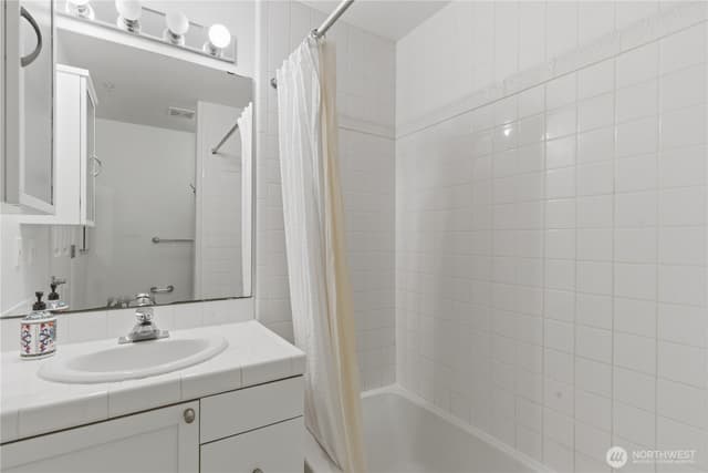 Property photo for 4722 12th Avenue NE #201, Seattle photo 2