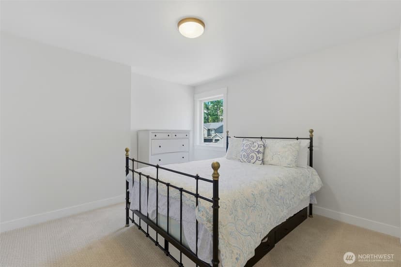Property photo for 505 SW 366th Street, Federal Way photo 32