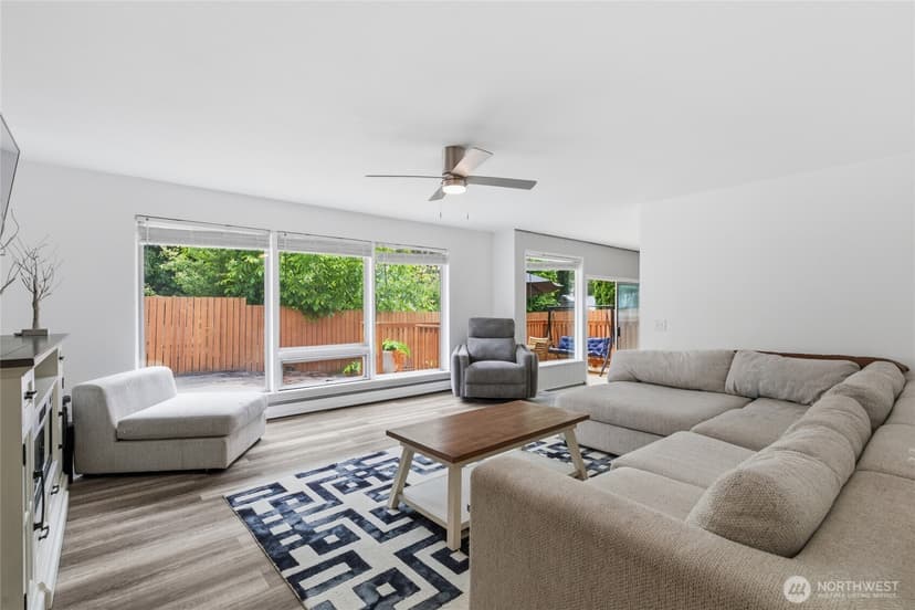 Property photo for 12828 78th Avenue S, Seattle photo 9
