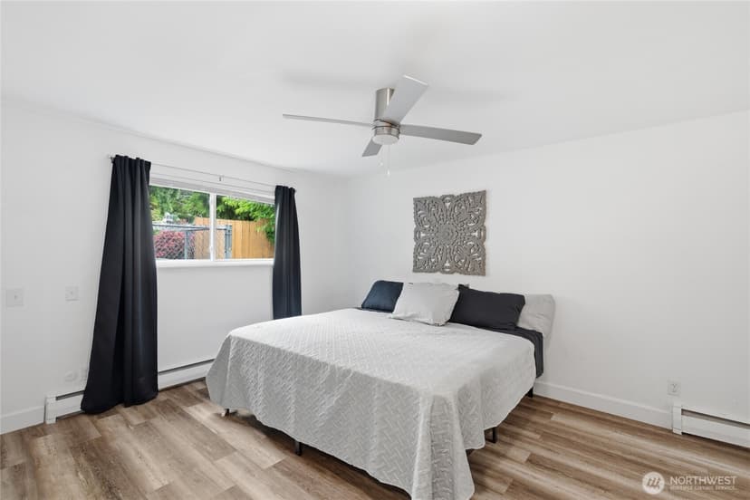 Property photo for 12828 78th Avenue S, Seattle photo 20
