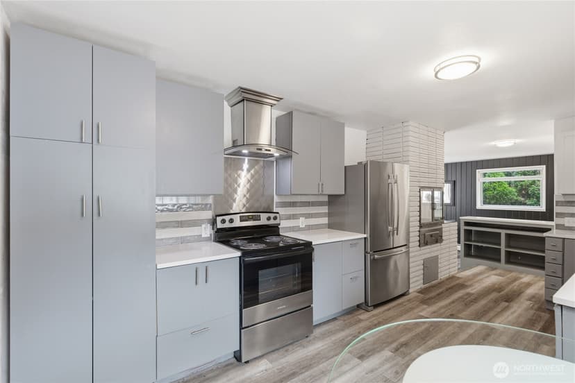 Property photo for 12828 78th Avenue S, Seattle photo 16