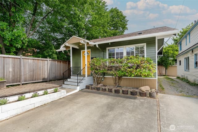 Property photo for 3304 23rd Avenue S, Seattle