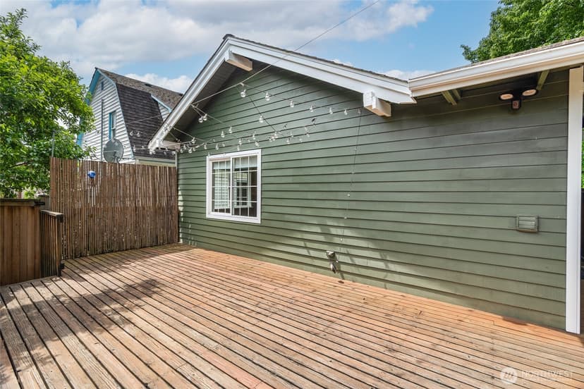 Property photo for 3304 23rd Avenue S, Seattle photo 31