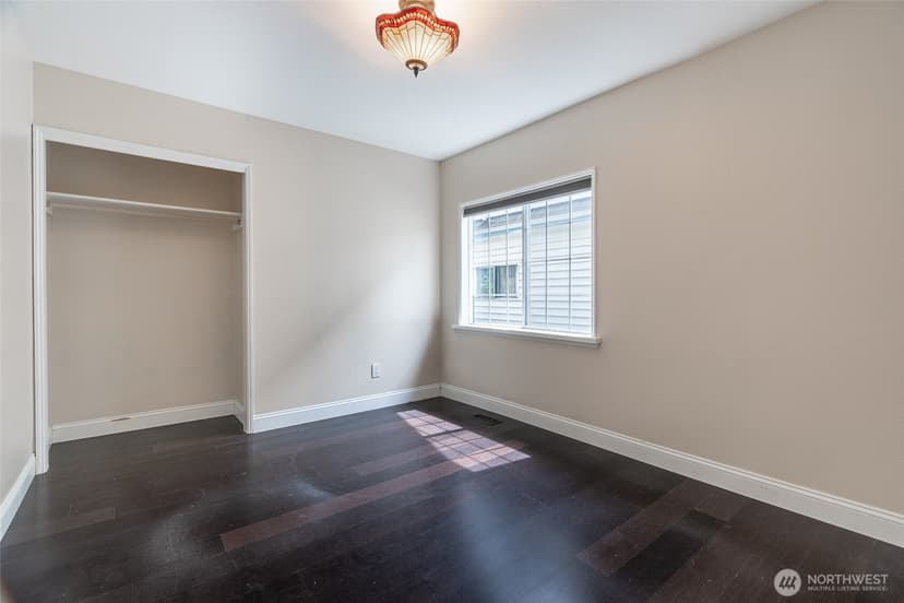 Property photo for 3304 23rd Avenue S, Seattle photo 13