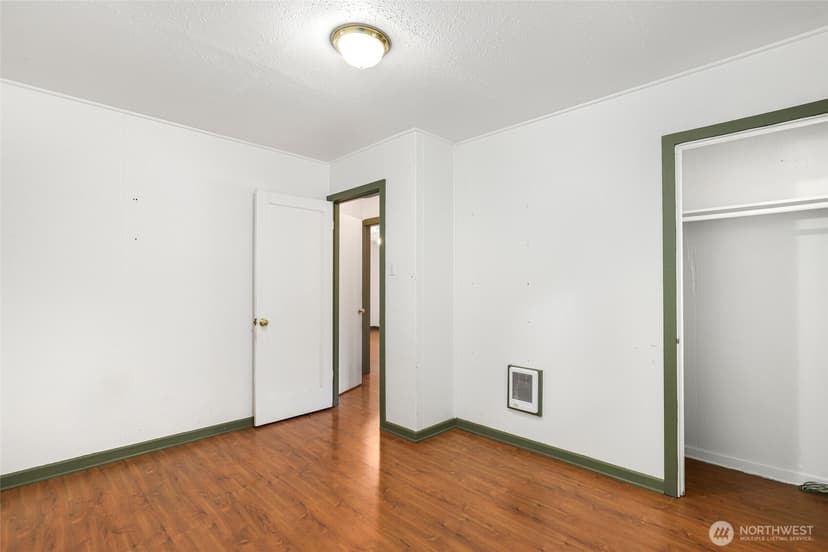Property photo for 3601 67th Avenue W, University Place photo 19