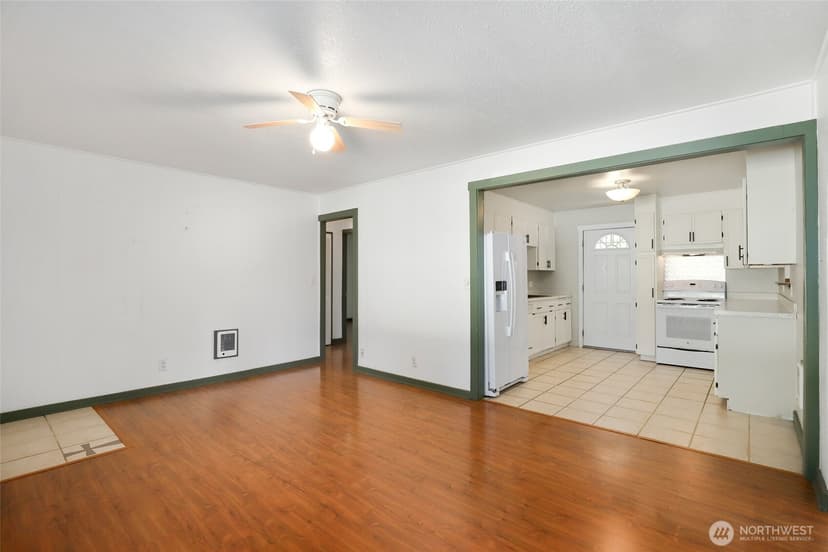Property photo for 3601 67th Avenue W, University Place photo 11