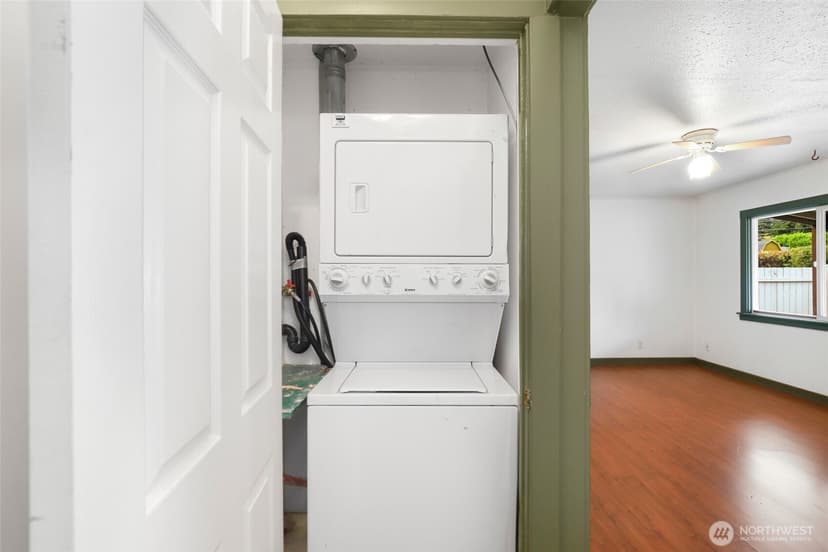 Property photo for 3601 67th Avenue W, University Place photo 21