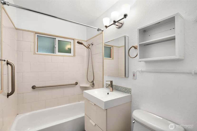Property photo for 3601 67th Avenue W, University Place photo 20