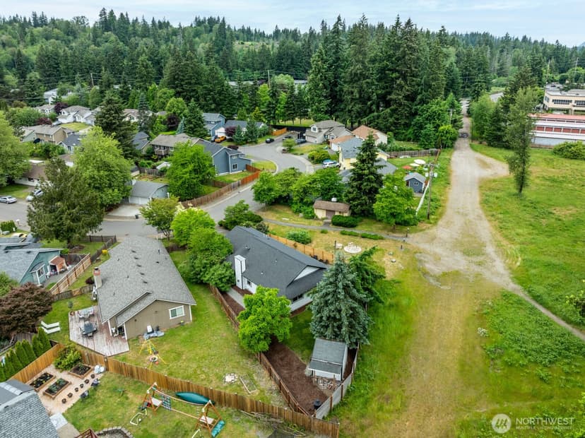 Property photo for 21927 SE 237th ST, Maple Valley photo 24