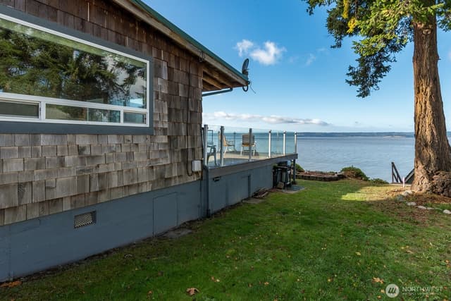 Property photo for 19422 Soundview Drive NW, Stanwood