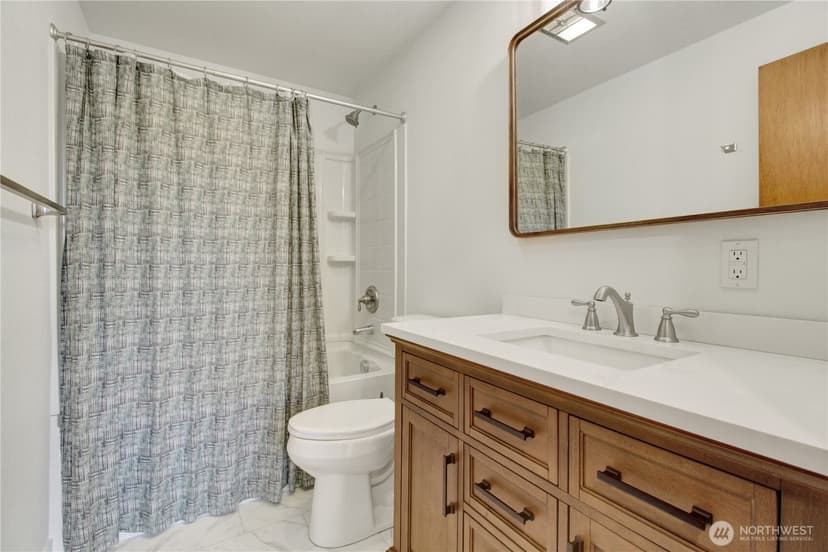 Property photo for 722 172nd Street NW, Arlington photo 17