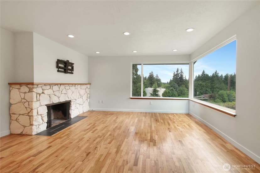 Property photo for 722 172nd Street NW, Arlington photo 6