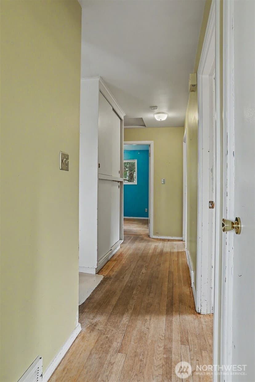 Property photo for 1410 NW 195th Street, Shoreline photo 10