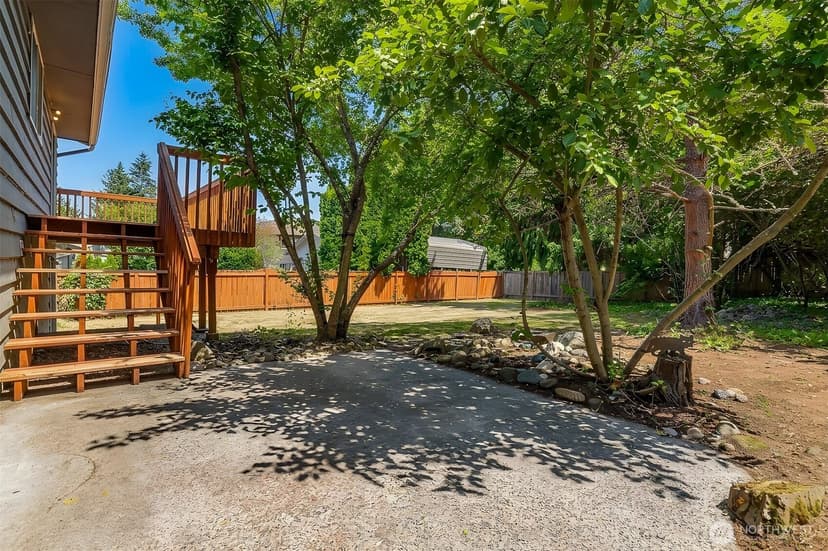 Property photo for 1410 NW 195th Street, Shoreline photo 23