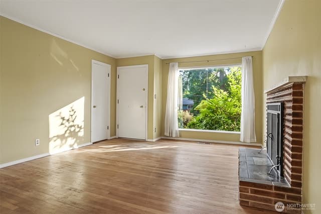 Property photo for 1410 NW 195th Street, Shoreline photo 2