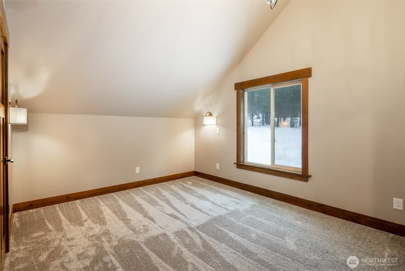 Property photo for 108 Bitterroot Lane, Ronald photo 17