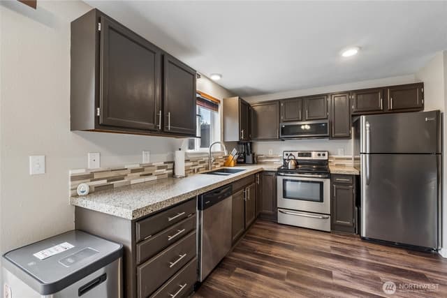 Property photo for 12314 121st Street E, Puyallup photo 4