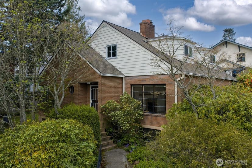 Property photo for 3002 NW 70th Street, Seattle photo 6