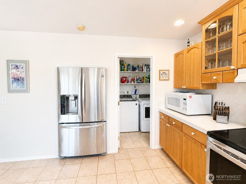 Property photo for 214 Canal Drive NE, Ocean Shores photo 11