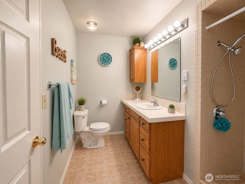 Property photo for 214 Canal Drive NE, Ocean Shores photo 18