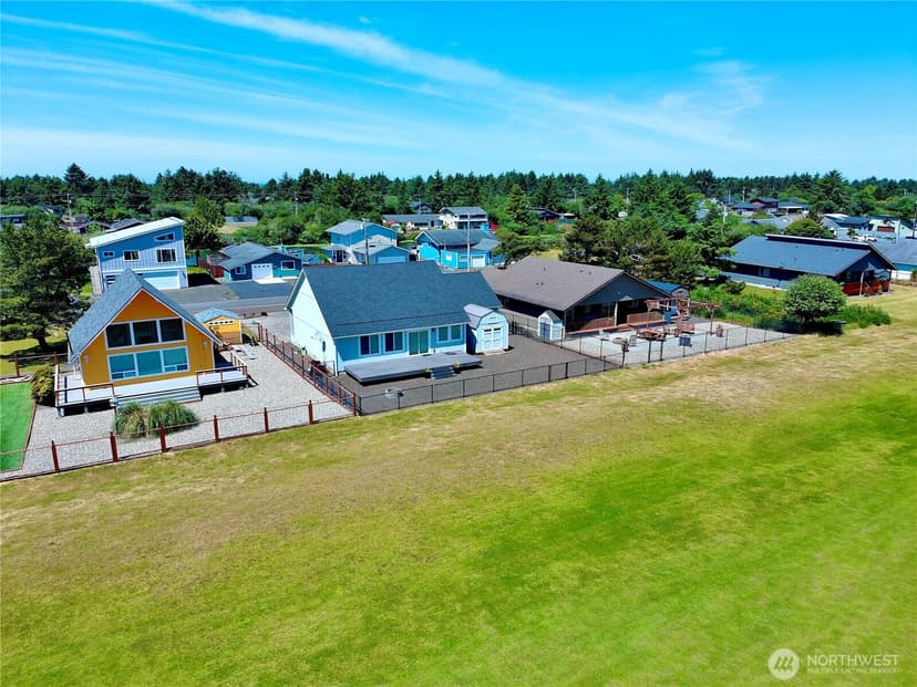 Property photo for 214 Canal Drive NE, Ocean Shores photo 39