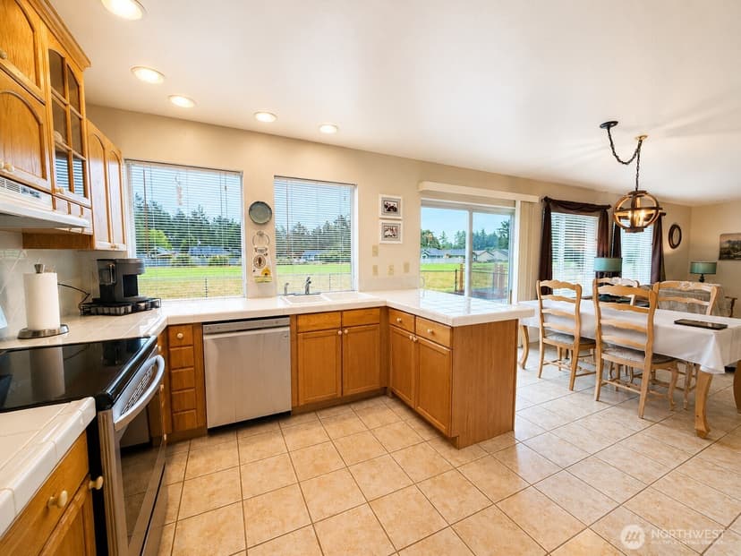 Property photo for 214 Canal Drive NE, Ocean Shores photo 9