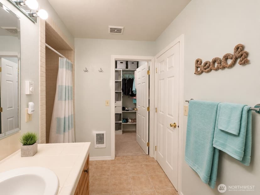 Property photo for 214 Canal Drive NE, Ocean Shores photo 19