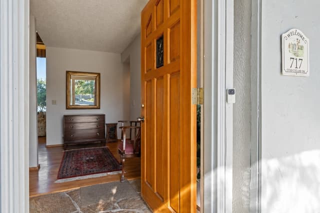 Property photo for 717 N Golf Course Drive, Chelan photo 3