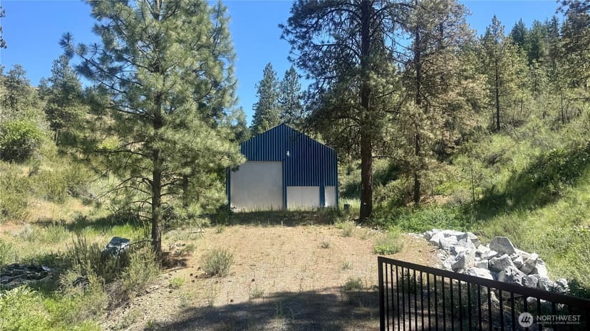 Property photo for 25 Yarrow Place, Chelan photo 4