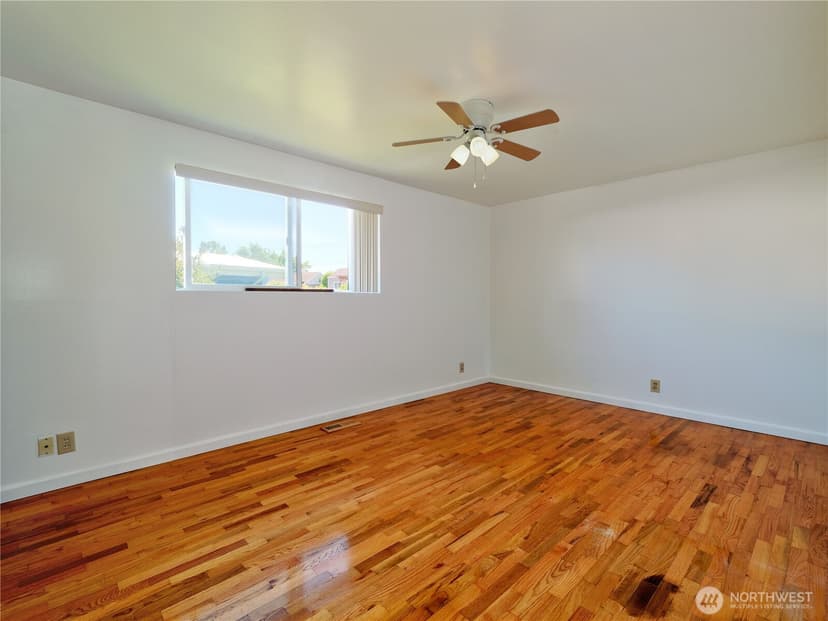 Property photo for 6811 27th Avenue S, Seattle photo 7