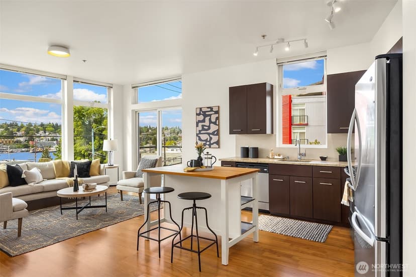 Property photo for 2960 Eastlake Avenue E #213, Seattle photo 7