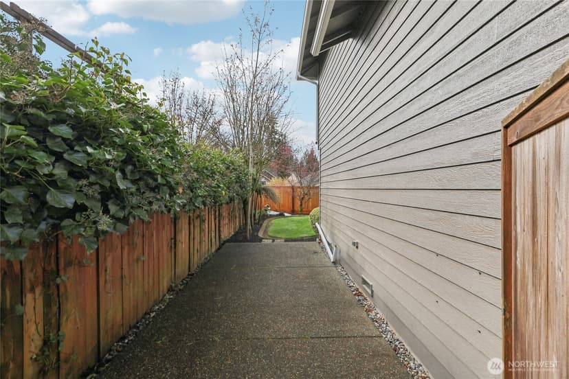 Property photo for 21611 SE 257th Place, Maple Valley photo 27