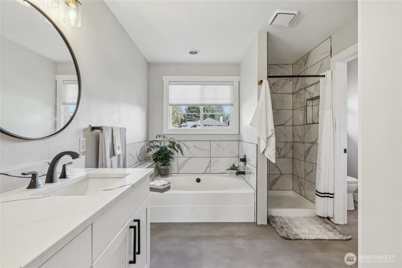 Property photo for 21611 SE 257th Place, Maple Valley photo 18