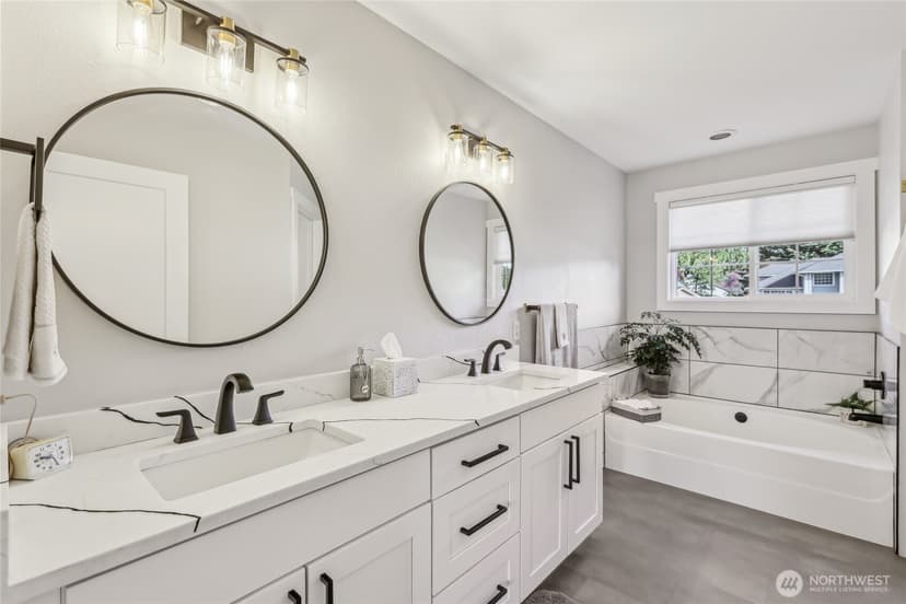 Property photo for 21611 SE 257th Place, Maple Valley photo 17