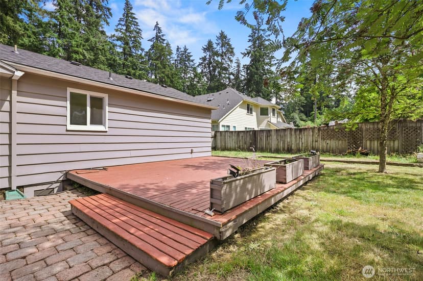 Property photo for 10004 Lake Steilacoom Drive SW, Lakewood photo 24