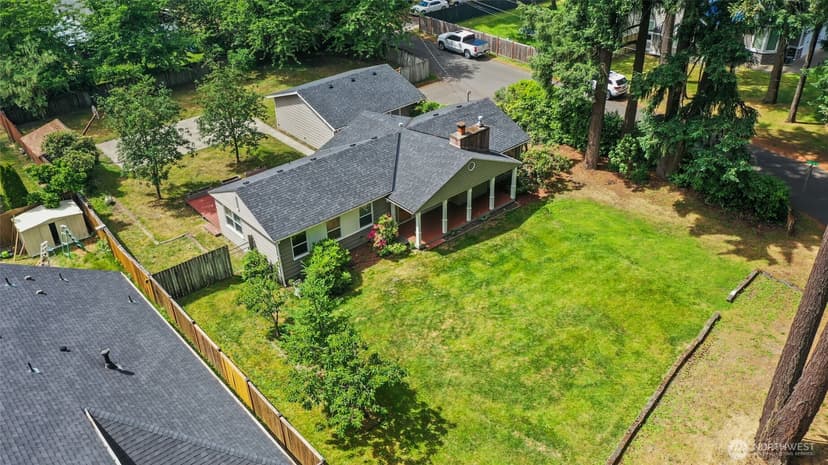 Property photo for 10004 Lake Steilacoom Drive SW, Lakewood photo 35