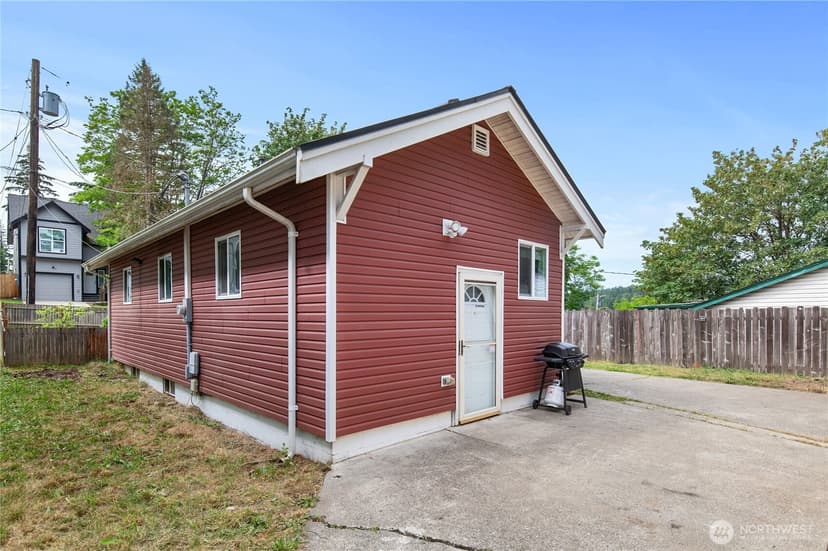 Property photo for 3622 W E Street, Bremerton photo 20