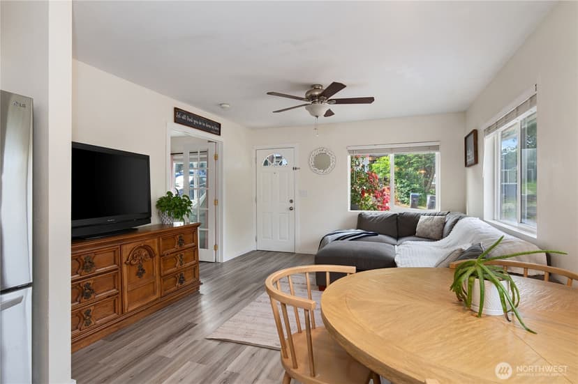 Property photo for 3622 W E Street, Bremerton photo 4