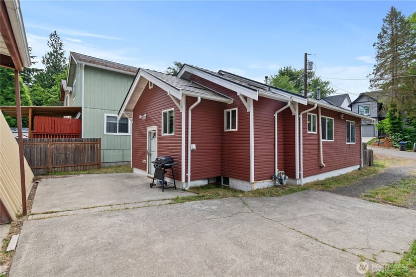 Property photo for 3622 W E Street, Bremerton photo 21