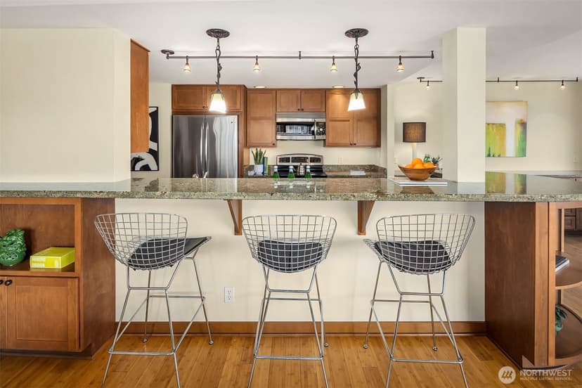 Property photo for 1301 Spring Street #8F, Seattle photo 7