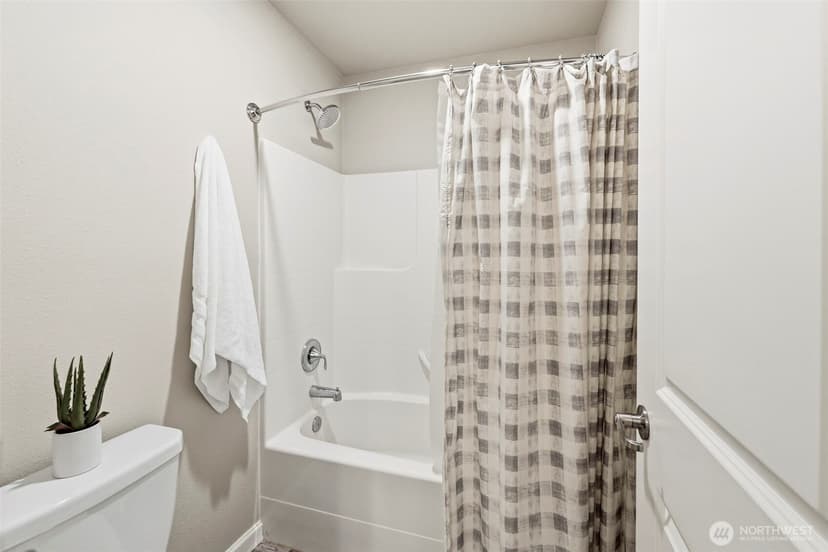 Property photo for 2224 97th Avenue Ct E, Edgewood photo 22