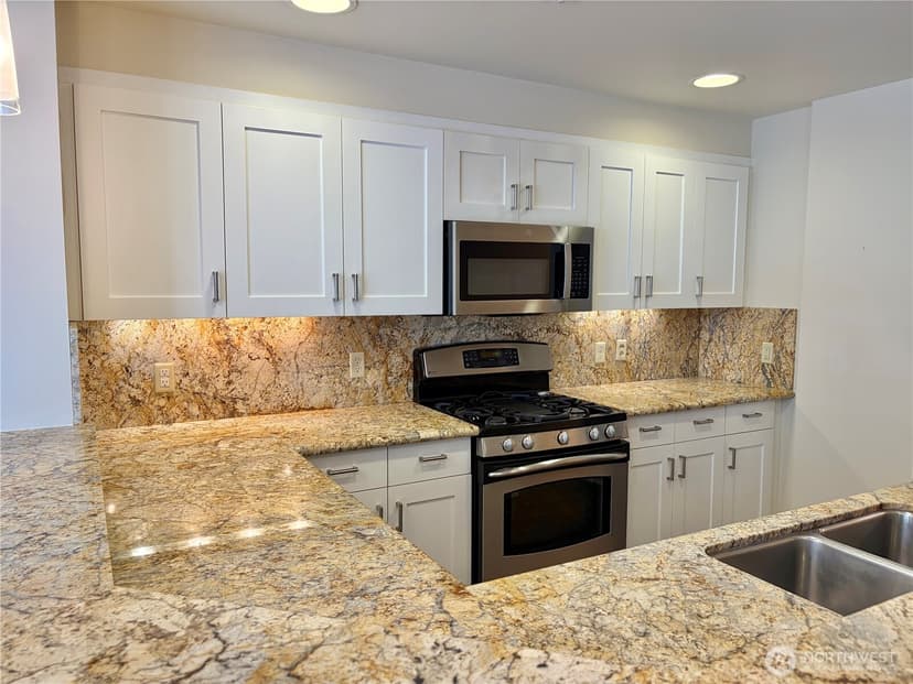 Property photo for 320 Washington Avenue #104, Bremerton photo 12