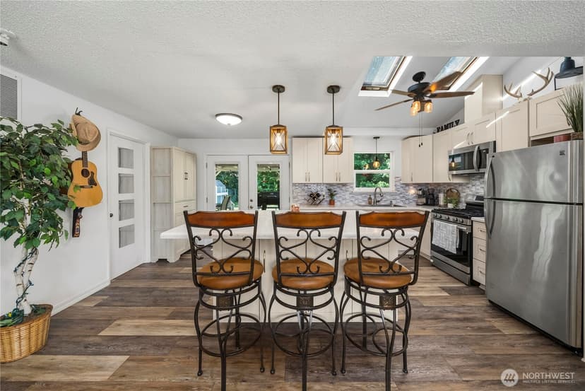 Property photo for 21709 121st Street Ct E, Bonney Lake photo 9